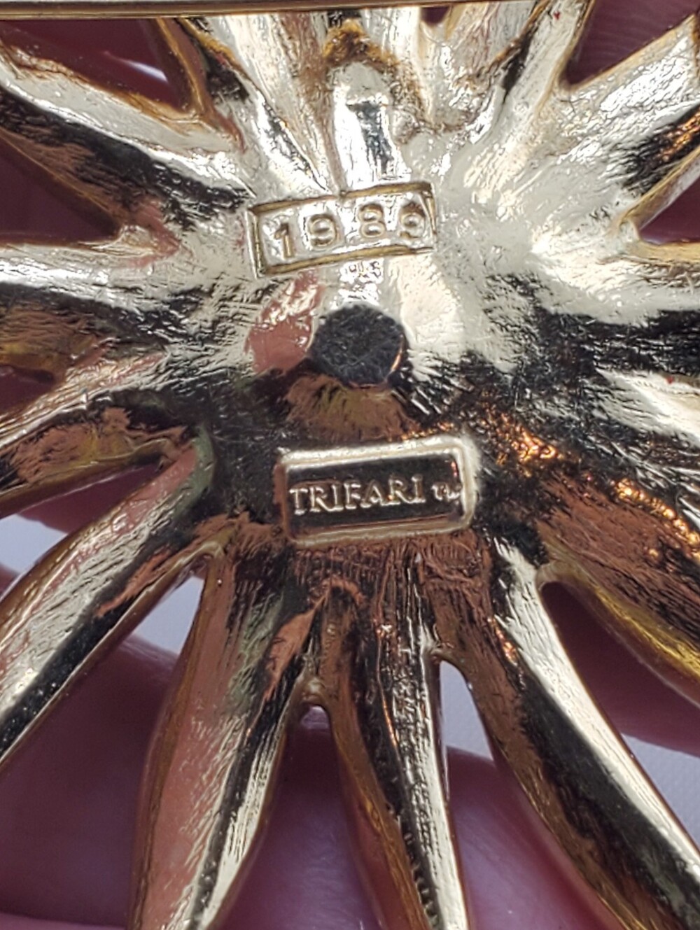 Trifari Rhinestone Brooch - Picture 4 of 5